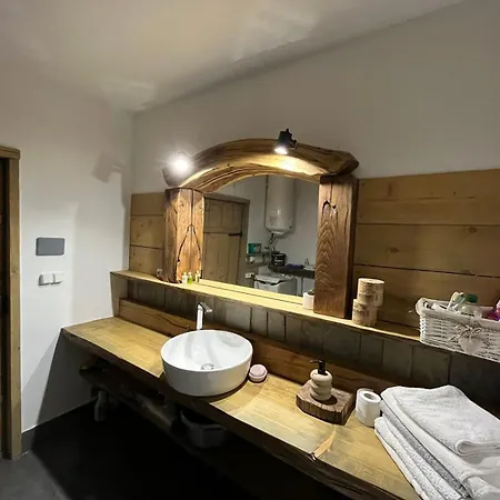 The Wild Holiday home Volosyanka (Lviv)